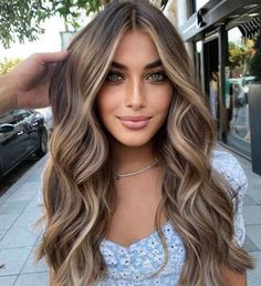 Beige Ash Blonde Balayage Highlights Virgin Human Hair Wig 22” 150% Density Cuti | eBay Blonde Balayage Highlights, Ash Blonde Balayage, Bronde Hair, Brunette Hair With Highlights, Brown Hair Balayage, Front Lace Wigs Human Hair, Hair Colorist, Balayage Highlights, Hair Inspo Color