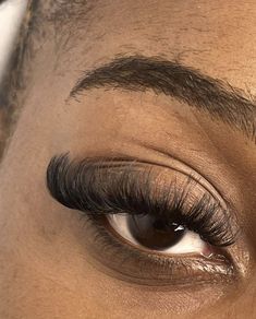 Pretty Lashes Natural, Natural Lash Extensions Black Women, Pretty Lash Extensions, Light Volume Lash Extensions, Cat Eye Lash Extensions, Lash Removal, Lash Inspiration