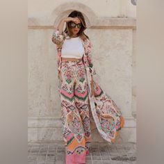 Zara High-Waisted Printed Pants. Belt With Self Lined Buckle. Wide Leg. Front Zip And Button Closure. Pockets Sz M Belt Included High Waisted Black Trousers, Airport Attire, High Waisted Slacks, Mustard Pants, Snake Print Pants, Long Dresses Casual Maxi, Sheer Pants, Basic Black Dress, Coord Set