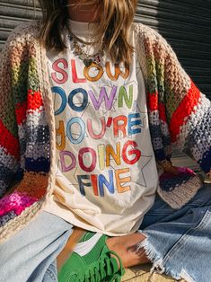 ETTA OG | slow down graphic tee – Etta + East New Mom Style, Salty Blonde, Mom Fits, 2025 Aesthetic, Teacher Fits, Teaching Outfits, Teacher Outfit, Comfort Colors Tee, Teacher Outfits