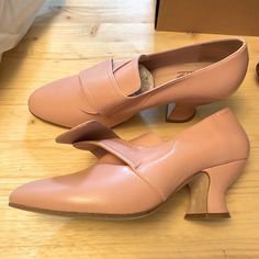 New In Box No Buckle, They Need The Buckle To Function Light Pink Leather, Handmade In Spain 18th Century Luis Heel Shoes Pink, Shoes Color, Pink Leather, 18th Century, Leather Handmade, Comfortable Shoes, Shoes Women Heels, Women's Shoes, Light Pink