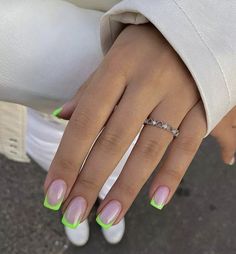 Neon Green Nails, Unghie Sfumate, Graduation Nails, Her Nails, Neon Nails, Chic Nails