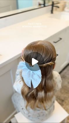 Toddler Hair Down Hairstyles, Kids Half Up Hairstyles, Kid Easy Hairstyles, Hảir Style For Toddler Girl, Fancy Toddler Hairstyles, Hairstyles For Girls Kids Short Hair, Toddler Graduation Hairstyles, Girls Half Up Half Down Hairstyles Kids, Six Year Old Hairstyles