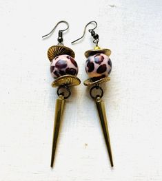 Berty & Gerty Vintage present these amazing handmade earrings. Made from brass findings. Comes gift wrapped. Boho Jewellery, Jewellery Earrings, Jewellery Gift, Bohemian Earrings, Earrings Boho, Brass Earrings, Handmade Jewellery, Boho Earrings, Vintage Earrings