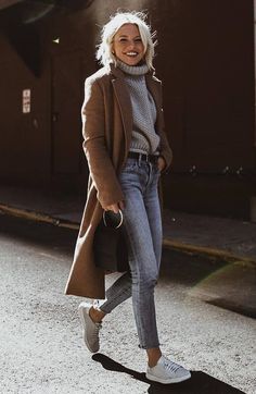 Fii Puternic, Vinter Mode Outfits, Trendy Winter Fashion, Fall Fashion Coats, Bag Jeans, Casual Chic Outfits, Sneakers Fashion Outfits, Stil Boho