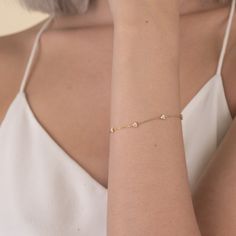 Mejuri Mini Lotus Bracelet Dainty Jewelry Necklace, Delicate Gold Bracelet, Lotus Bracelet, Pretty Jewelry Necklaces, Gold Rings Fashion, Ball Bracelet, Classy Jewelry, Minimalist Bracelet