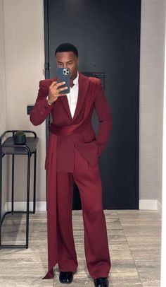 Boys Prom Dress, Masquerade Ball Mens Outfit, Cool Suit Designs Men, Men Fashion Influencer, Gala Men’s Outfit, Hollywood Semi Formal Outfit, Red Formal Wear Men, Mens Wedding Outfit Ideas, Men’s Corset Outfit