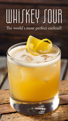 How To Make A Whiskey Sour, Classic Whiskey Sour, Proper 12 Whiskey Drinks, Best Whiskey Sour Recipe, Frozen Whiskey Sour, Bourbon Sour Cocktail Recipes, Cocktail With Whiskey, Whisky Sour Cocktail, Brown Alcoholic Drinks