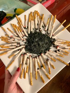 A fun sweet treat for a party. Pretzel sticks dipped in to white chocolate with black sugar ash. Ciggerate Pretzel, Pretzel Cigars Chocolate Covered, Pretzel Ciggerate, Pretzel Cigars, Pretzel Sticks Dipped, Brat Birthday, 21st Birthday Cake For Guys, 23 Bday, 1920 Party