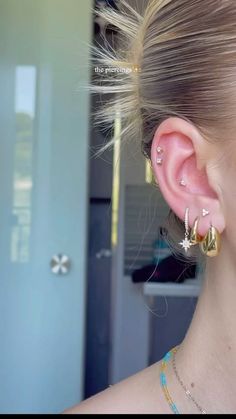 Anti Helix Piercing Jewelry, Fresh Conch Piercing, Simple Piercing Stack, Earring Names Chart, Ear Aesthetic Piercing, Virgo Ear Piercing, Different Kinds Of Ear Piercings, Eat Curation Ideas, Persings Ideas