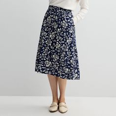 Dress this women's Croft & Barrow elastic waist midi skirt up or down. Click on this WOMEN'S GUIDE to find the perfect fit and more! FEATURES A-line silhouette Pull-on styling UnlinedFIT & SIZING 29.75-in. length Midi length hits below the knee Midrise sits on the high hipFABRIC & CARE Rayon plain weave; Polyester, spandex velvet Machine wash Imported Size: X Large. Color: Navy Blooms. Gender: female. Age Group: adult. Pattern: Leopard Print. Petite Size Chart, High Hips, Womens Size Chart, Croft & Barrow, Bottom Clothes, Plain Weave, Petite Size, Midi Length, Polyester Spandex