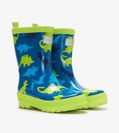 Hatley Real Dinos Shiny Rain Boots - shoekid.ca Boys Rain Boots, Fuzzy Boots, Kids Rain Boots, Matching Socks, Baby Bling, Kids Rain, Moroccan Blue, Backpack Lunch Bag, Saltwater Sandals