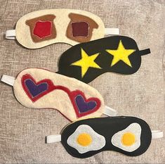 Diy Sleep Mask, Felt Design, Sleep Eye, Sleep Masks, Diy Felt, Eye Masks, Miniature Crafts, More Design, Felt Diy