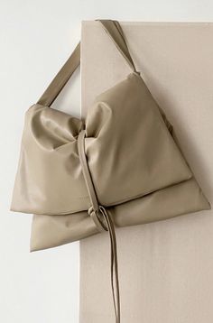 Bag Shapes, Fall Basics, Buckle Bag, 3d Fashion, 2000s Fashion Outfits, Pretty Bags, Leather Bag Women, Valentino Bags, Music Fashion