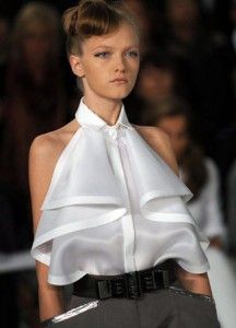 Gianfranco Ferré Gianfranco Ferre, Beautiful Blouses, Business Plan, White Blouse, Blouse Styles, Fashion Details, Fashion Tops, Classy Outfits