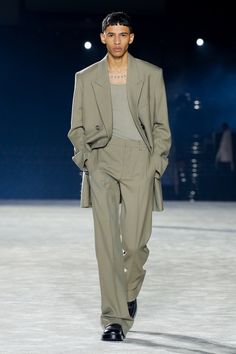 Fall 2023 Menswear, Racing Jackets, Dior Men, Biker Aesthetic, Alexandre Mattiussi, Mens Fashion Week, Preppy Look, Menswear Fashion, Faded Denim