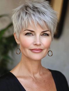 Trendy Bobs, Pretty Haircuts, Best Short Haircuts For Women, Layers Bangs, Classic Pixie, Haircuts For Women Over 50