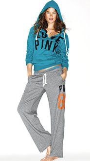 I have always loved the boyfriend sweats! Work Dress Code, Comfy Sweats, Pink Bottoms, All Pink