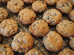 some cookies are cooling on a wire rack