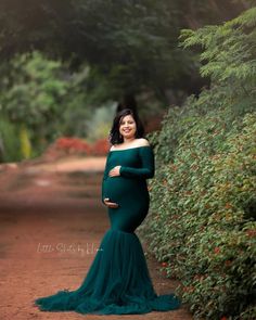 Bringing elegance to motherhood 💕 Our maternity gowns are designed to make you feel beautiful and confident during one of life's most precious moments. Green Maternity Maxi Dress, Maternity Floor-length Gown, Elegant Green Maternity Maxi Dress, Elegant Green Maternity Wedding Dress, Floor-length Maternity Gown, Elegant Floor-length Maternity Gown, Maternity Gown, Maternity Gowns, Feel Beautiful