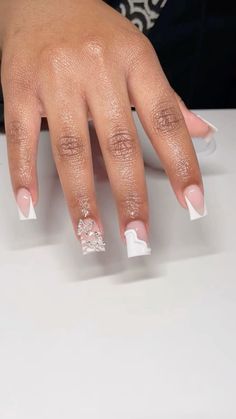 Short Glam Nails, Acrylic Nail Set, Colored Acrylic Nails, White Acrylic Nails, French Tip Acrylic Nails, French Acrylic Nails, Classy Acrylic Nails