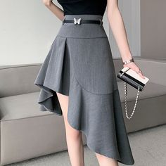 Skirt Names Types Of, Asymmetrical Dress Outfit, Skirts Aesthetic, Middle Skirt, Skirt Aesthetic, Empire Dresses, School Outfit Women, Skirt Elegant, 2000s Clothes