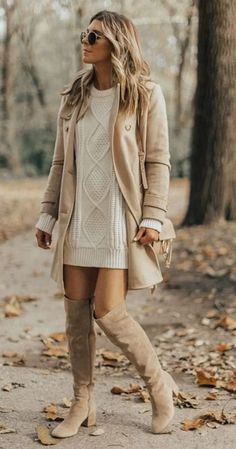 Italian Fall Fashion, Clothes For Women In 30's, Fall Fashion Coats, Thanksgiving Outfit Women, Extra Petite, Simple Fall Outfits, Fall Styles, Fall Winter Wardrobe, Camel Coat