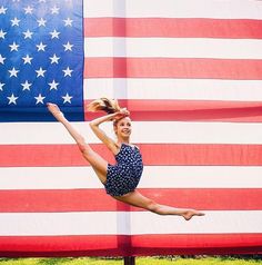 Anna Mcnulty Splits, Anna Mcnulty Aesthetic, Anna Mcnulty Flexibility Photos, Gymnastic Beach Photos, Ian Gunther Gymnastics