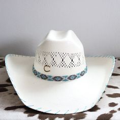 Girls Cowboy Hats, Straw Cowgirl Hat, Charlie 1 Horse Hat, Beaded Hat Bands, Classic Cowboy, Straw Cowboy Hat, Beaded Hat, Cowgirl Hat, Cowboy Style