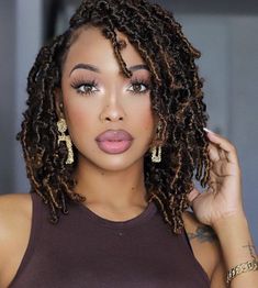 Cabello Afro Natural, Bob Braids Hairstyles, Short Box Braids Hairstyles, Twisted Hair, Curly Crochet Hair Styles, Short Box Braids, Faux Locs Hairstyles, African Hair Braiding Styles, Box Braids Hairstyles For Black Women