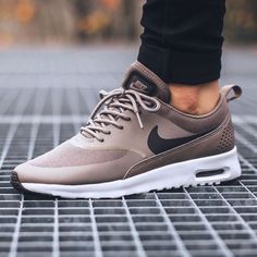 Nike Thea, Sneaker Outfits, Sneaker Boutique, Air Max Thea, Nike Air Max Thea, Nike Free Shoes, Nike Shoes Outlet, Nike Shoes Women, Sporty Chic