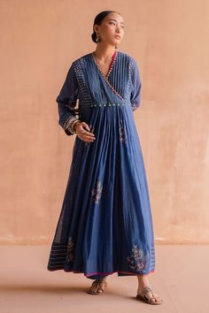 Buy Blue 40gm Chanderi Hand Block Printed Polka Dot V Rasika Anarkali For Women by Swatti Kapoor Online at Aza Fashions. A Line Kurta, Beaded Neckline, Indian Aesthetic, Blue Hand, Fashion App, Todays Outfit, Anarkali, Aza Fashion, Designer Outfits Woman