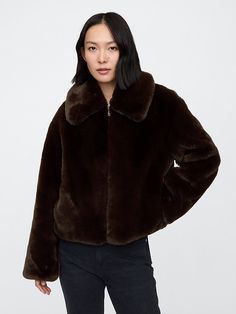 100% Recycled Relaxed Faux-Fur Jacket Winter In Nyc Outfits, Faux Fur Coat Street Style, Winter Styles For Women, Cute Winter Jackets, Fur Coat Street Style, Leather Winter Jacket, Sherling Jacket, Current Aesthetic, Faux Fur Hooded Jacket