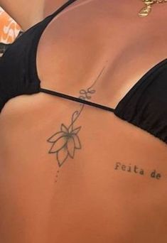 Tattos Between Chest, Tattoo Entre O Peito, Minimalist Chest Tattoo, Tattoo Ideas Female Between Breast, Tattoo Inbetween Breast, In Between Chest Tattoo For Women, Tats Between Breast, Tattoo In Between Chest Woman