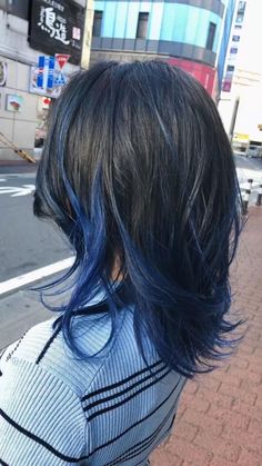 Coloured Hair Streaks, Black Hair With Blue Ends, Short Dark Blue Hair, Dyed Tips, Dyed Hair Blue, Light Blue Hair