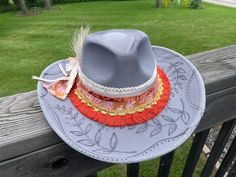 Brand New Hot off the press Each hat is uniquely designed!  Adjustable inside Great for your next rodeo, fair, concert or trip!!   Message me for custom requests! Cowgirl Hats Western, Rodeo Hat, Fall Hat, Chapeau Cowboy, Western Hat, Festival Hat, Fall Hats, Hat Custom, Cowgirl Hat