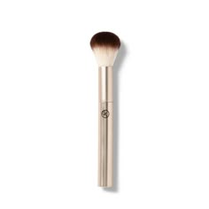 Apply powdered bronzer and blush with ease using this Essential Collection Soft Blush Brush from Sonia Kashuk™. The synthetic bristles of this contour makeup brush are comfortable against your skin as they sweep on color and blend your powdered makeup to perfection. Make this soft blush brush a go-to part of your beauty routine. Sonia Kashuk Brushes, Grad Makeup, Cheer Backpack, Kiko Cosmetics, Sonia Kashuk, Make Up Tools, Contour Brush, Contour Makeup, Blush Brush