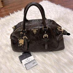 This Unique Prada Handbag Is A Chocolate Distressed Color With Gold Accents. It Is In Excellent Condition. It Measures 15 1/2” By 8” Approx. A True Beauty By Prada. Luxury Satchel With Branded Hardware For Errands, Prada Vintage Bag, Black Prada Bag, Vintage Prada Bag, Prada Clothes, Vintage Designer Bags, Expensive Bag, Prada Handbag, Luxury Bags Collection