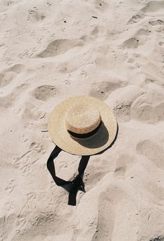 Summer Summer Beach Linen Sun Hat, Spring Poolside Beige Hat, Summer Beach Beige Sun Hat, Neutral Spring Beach Hat, Straw Hat Aesthetic Beach, Aesthetic Photography, Floppy Hat, Spring Summer, Hats