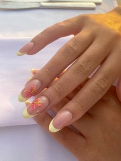 Hibiscus Nails, Birthday Board, Yellow Nails, Cute Nails, Nail Inspo, Summer Nails, Hibiscus, Nail Designs, Paint