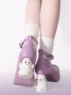 Round Toe Shoes, Ankle Strap Shoes, Strap Shoes, 가을 패션, Really Cute Outfits, Pretty Shoes, Gothic Lolita, Designer Heels, Cross Straps