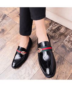 Men's #black patent leather slip on #DressShoes with metal ornament on vamp, red stripe, work, office, business occasions. Dress Styles For Men, Gucci Loafers, Patent Shoes, Elegante Casual, Leather Slip On Shoes, Gucci Men Shoes