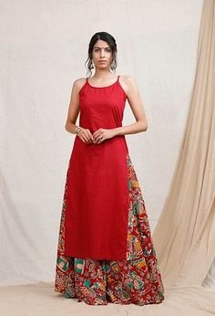 Kalamkari Skirts, Kalamkari Dresses, Casual Indian Fashion, Cotton Kurti Designs, Traditional Indian Outfits, Cotton Slip