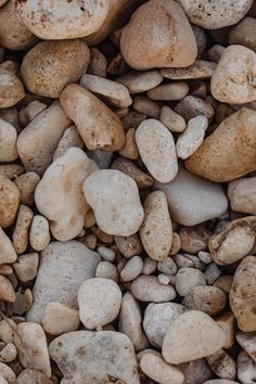 some rocks and gravel that are very close together