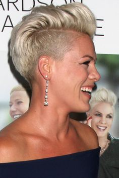 HelgaEsteb / Shutterstock.com Undercut Hairstyle, Undercut Hairstyles Women, Short Undercut, Pompadour Hairstyle, Short Hair Undercut, Penteado Cabelo Curto, Undercut Hairstyles, Short Haircut