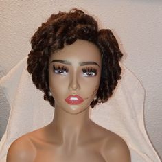 Short Brown, Synthetic, Half Wig With Combs For Secure Positioning. No Tags, Never Worn On A Human Head. Smoke Free Environment. Half Wig, Wig Color, Human Head, Half Wigs, Fudge, Wig Hairstyles, Womens Hairstyles, The Social, Wigs