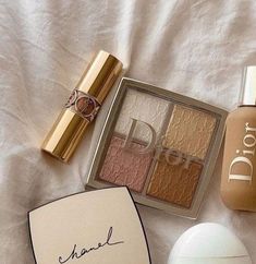 Rosa Make-up, Face Mask Aesthetic, Dior Makeup, High End Makeup, Luxury Makeup, Makeup Tutorials