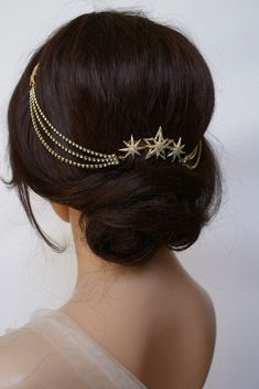 Gold Luxury Star Bridal Headpiece With Crystal Hair Drape - Etsy Hair Chain Wedding, Boho Waves, Hair Chain, Wedding Hair Head Piece, Wedding Hair Jewelry, Bridal Hair Headpiece, Hair Chains, Gold Luxury, Star Hair