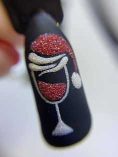 Champagne Glass Nail Art, Kerstnagels Glitter, Nail Art Natale, Elegant Winter Nails Classy, Wine Glass Nails, Xmas Nails Simple, December Nails Simple, Navidad Nails, New Years Nail Art