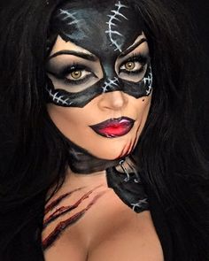 Catwoman Makeup, Superhero Makeup, Batman Makeup, Maquillage Yeux Cut Crease, Halloween Make-up Looks, Characters Disney, Disney Makeup